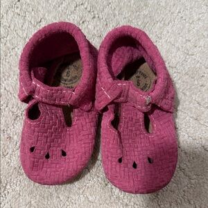 Freshly Picked Textured Moccasins in Deep Pink